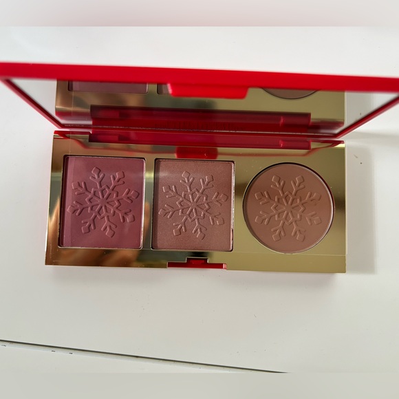Estee Lauder make up package - Picture 4 of 8